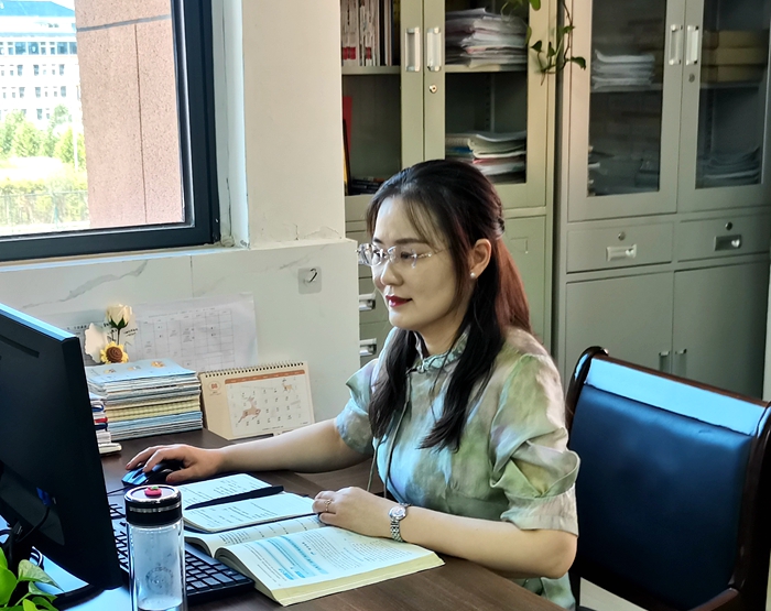 19韩玉叶照片_副本